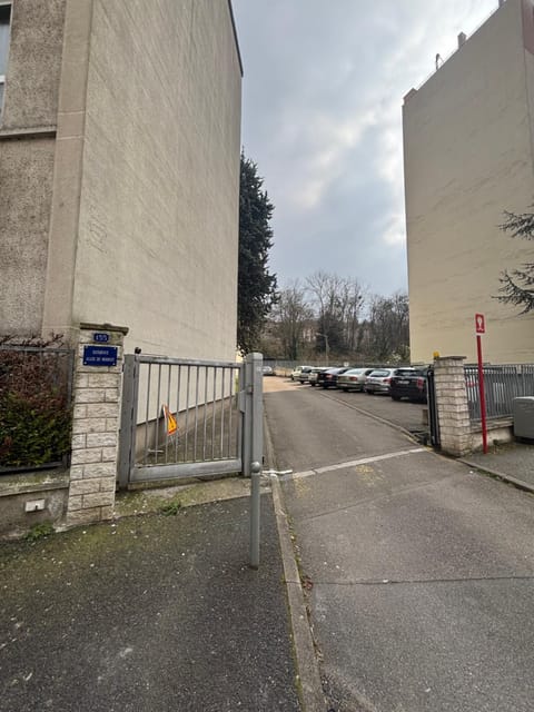 Le jardin secret de Sèvres -proche de Paris Apartment in Île-de-France