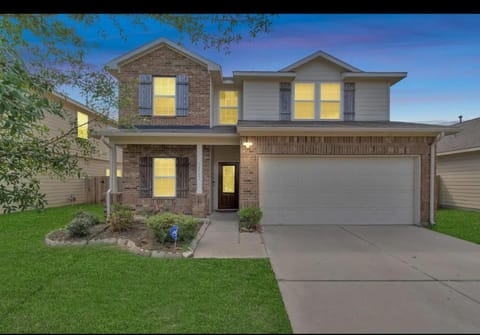 Property building, Spring, Day, Garden, Garden view