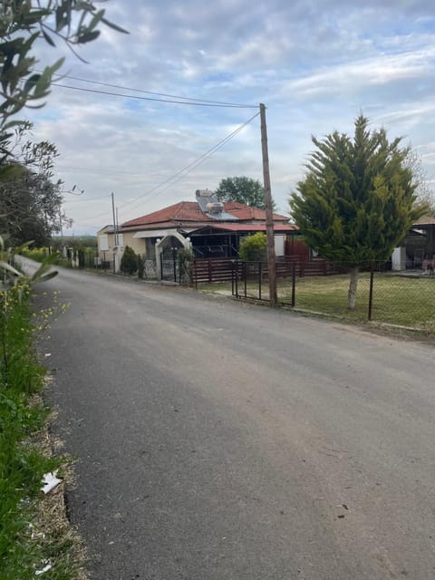 Dimis Right House House in Halkidiki