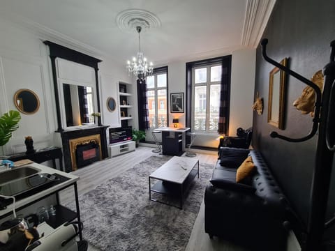 Living room, Seating area
