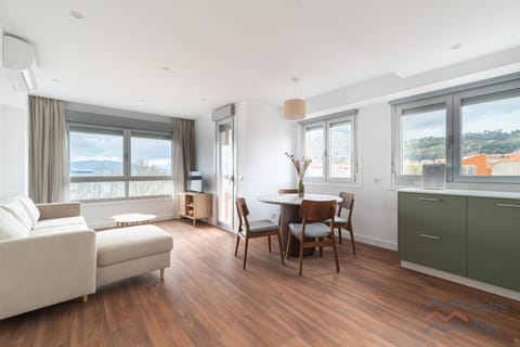 Communal lounge/ TV room, Dining area