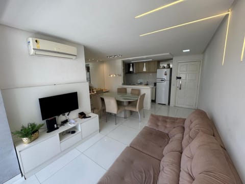 Communal lounge/ TV room, TV and multimedia, Living room, air conditioner