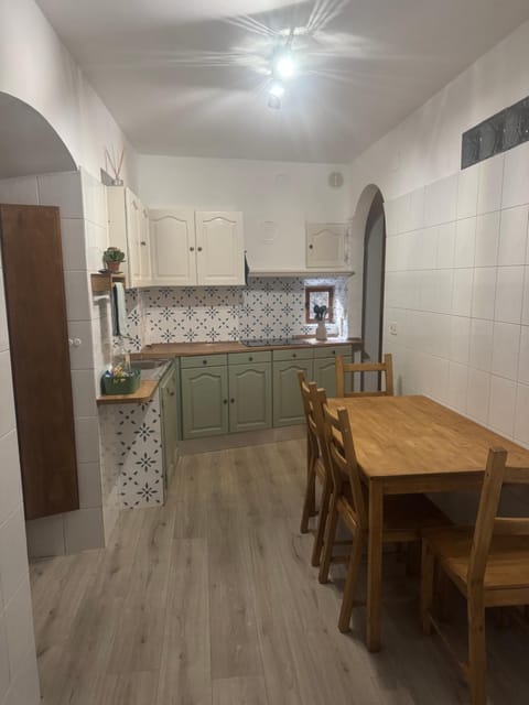 Casa Montagna Apartment in Scanno