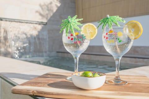 Food and drinks, Alcoholic drinks