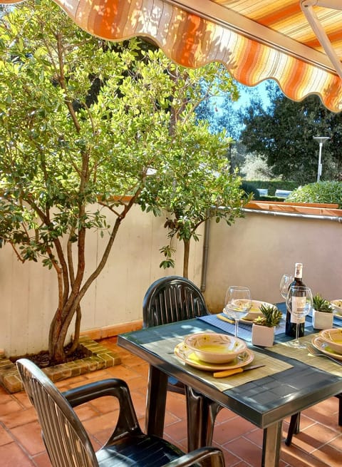 Patio, Balcony/Terrace