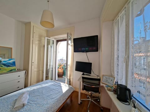 TV and multimedia, Bedroom