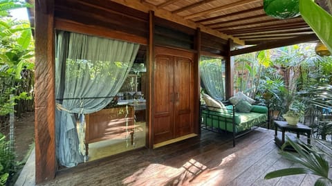 Property building, Balcony/Terrace