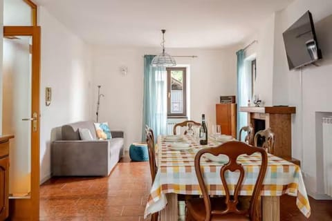 Marilena's large apartament Apartment in Brenzone sul Garda