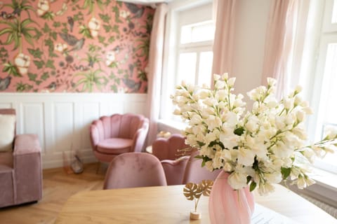 Rose Suite Apartment in Zurich City