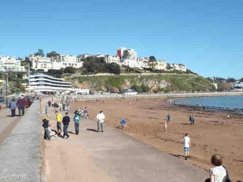 GULLS CRY - a recently built house in Goodrington House in Paignton
