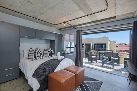 Bed, View (from property/room), Seating area