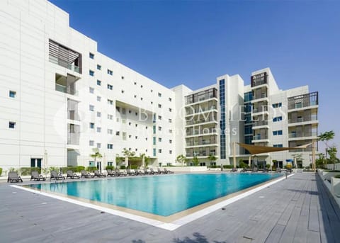 Bloomfields Cozy Stu with Balcony Leonardo Apartment in Abu Dhabi