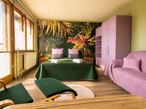 Living room, Bedroom