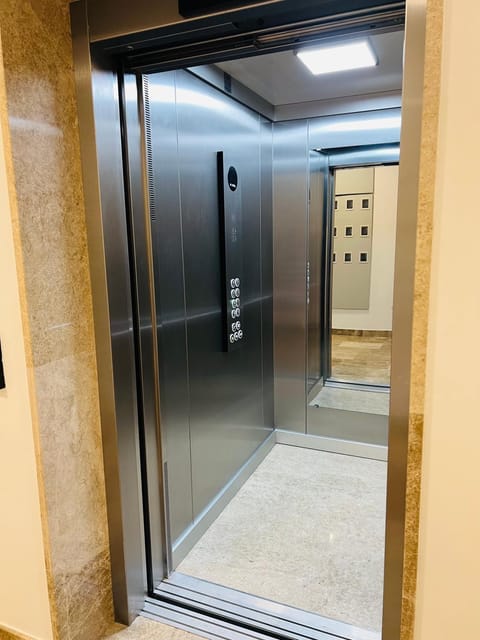 elevator