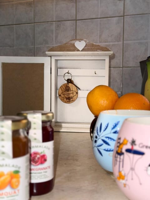 Kitchen or kitchenette, Food and drinks, Food