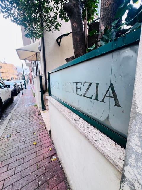 Property logo or sign