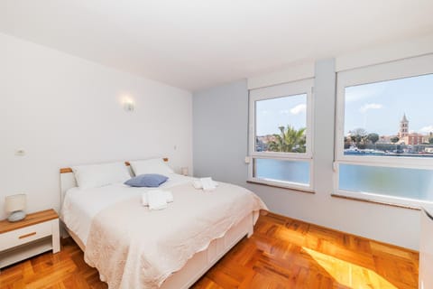 Nearby landmark, Bedroom