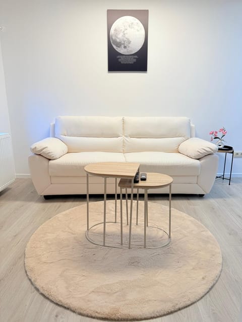 Suite 06 Apartment in Charleroi