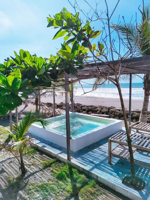 Beach, Pool view