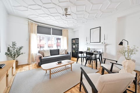 Living room, Seating area, Dining area