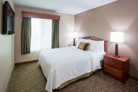 GrandStay Residential Suites Hotel - Eau Claire Hotel in Eau Claire
