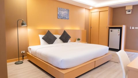 Bed, wardrobe