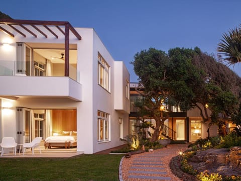 Property building, Garden