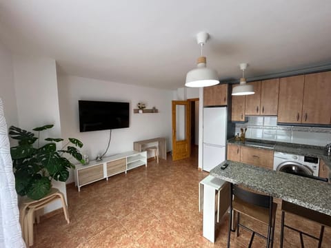 Communal lounge/ TV room, Kitchen or kitchenette, Seating area, Dining area