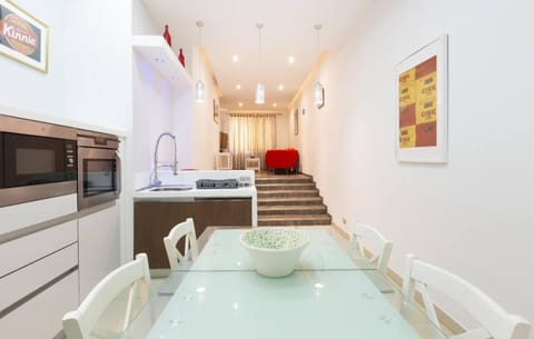 Central family maisonette 3BED by Homely! Apartment in Malta