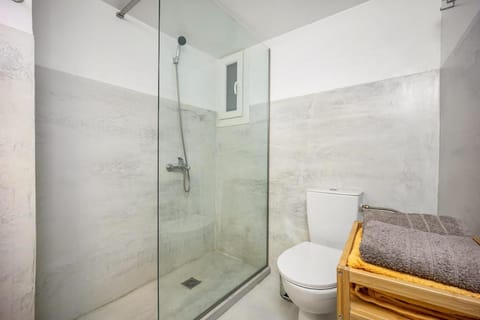 Stylish Modern Athens apt Apartment in Athens