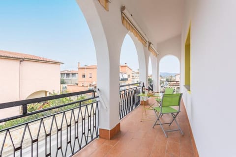 Patio, View (from property/room), Balcony/Terrace
