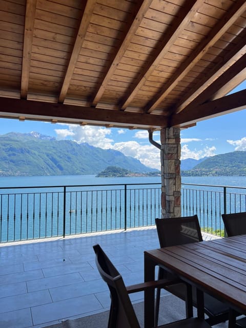 Patio, Lake view