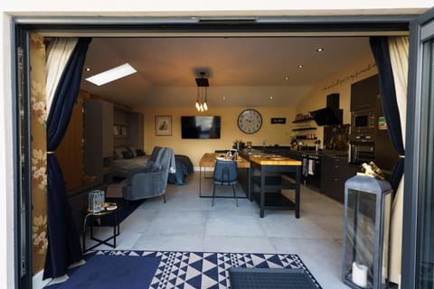 Walk Lane Chic 1bed , Luxury Kitchen Area , Parking , WiFi Apartment in Humberston