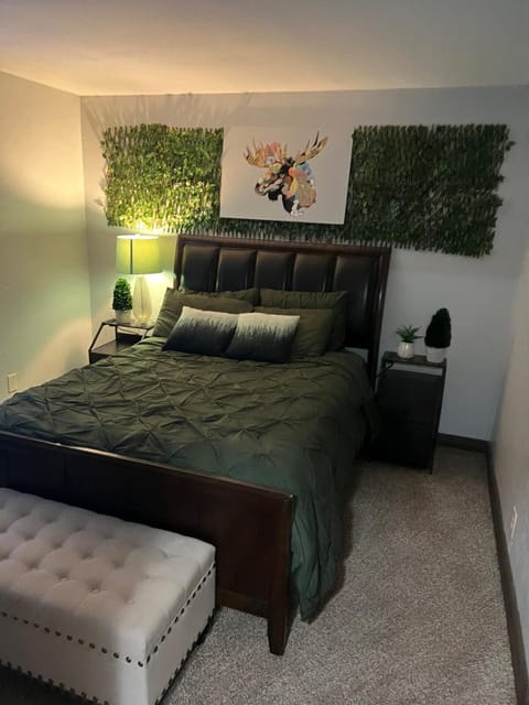 Lakehouse With Wraparound Deck, Game Room, Lake View House in Lake Texoma