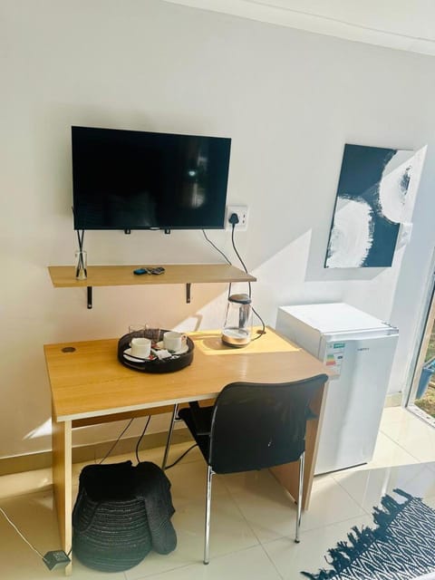 Place of worship, TV and multimedia, Coffee/tea facilities