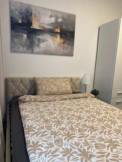 Modernes Zimmer in Zentrale Lage von Mannheim Apartment in Mannheim