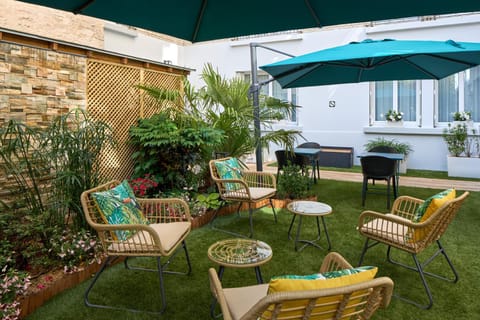 Patio, Garden, Garden, Balcony/Terrace, Garden view