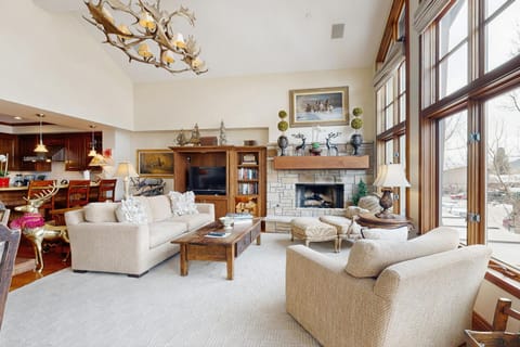 Snowcap Sanctuary Apartment in Ketchum