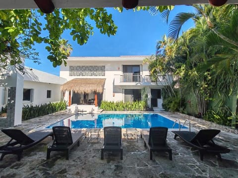 Garden view, Pool view