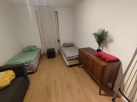 Jungle in Kelkheim for 4 Persons 24 h check in Apartment in Rhineland-Palatinate