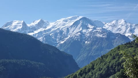 Nearby landmark, Natural landscape, Mountain view