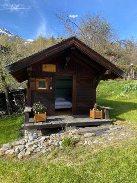 Property building, Garden