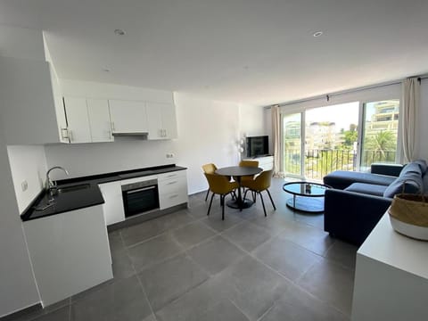 Renovated apartment in Jardines del Puerto Apartment in Marbella