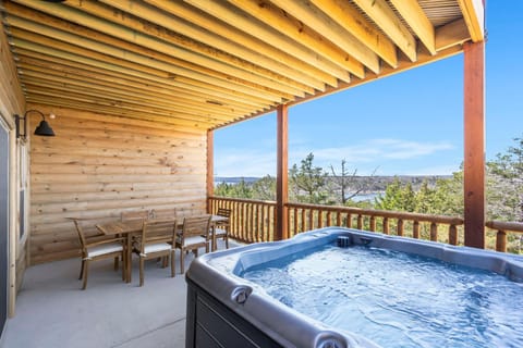 New Log Cabin, Pvt Hot Tub, Free Daily Activities, Shuffleboard, Arcade Cabin in Branson