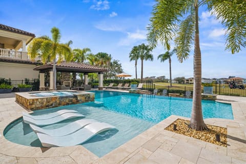 Legends Palace House in Four Corners