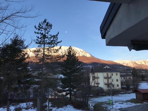 Rocca Di Mezzo Apartment Apartment in L'Aquila