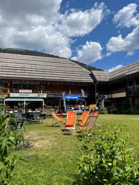 Studio Serre Chevalier 50 m des pistes GRAND PRE Apartment in Saint-Chaffrey