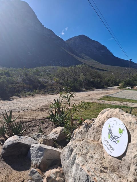 Nature's Nest Apartment in Cape Town