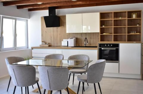 Apartment Bire Apartment in Dubrovnik-Neretva County