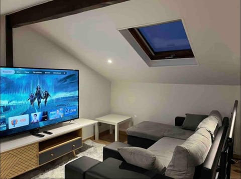 BXX Private complex 10 min PARIS EXPO 12 rooms Villa in Île-de-France